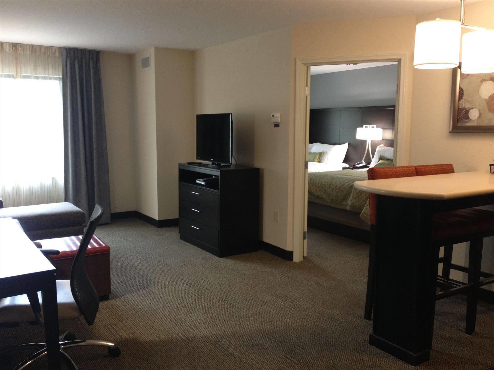 Staybridge Suites Schererville By Ihg Екстериор снимка