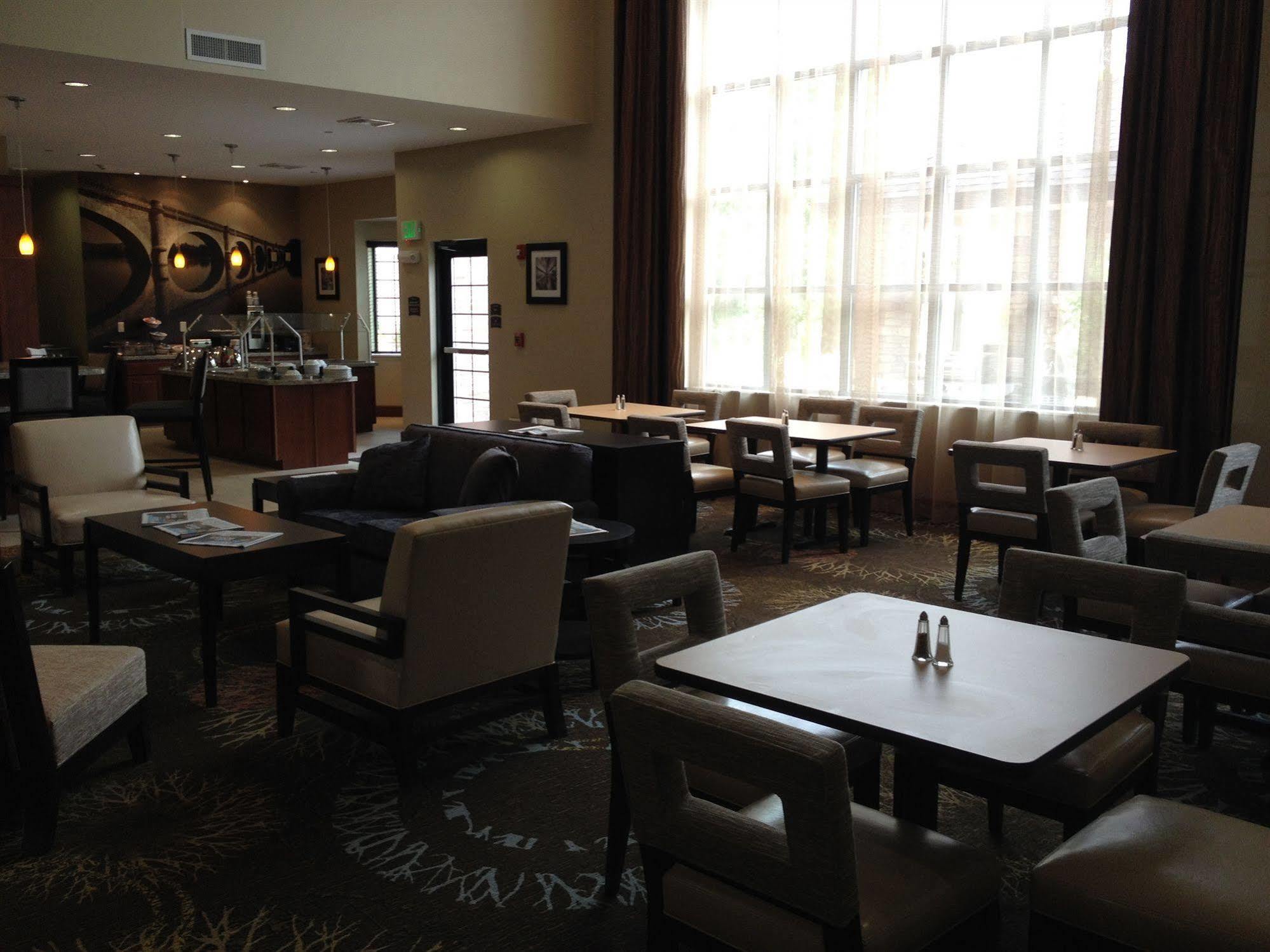 Staybridge Suites Schererville By Ihg Екстериор снимка
